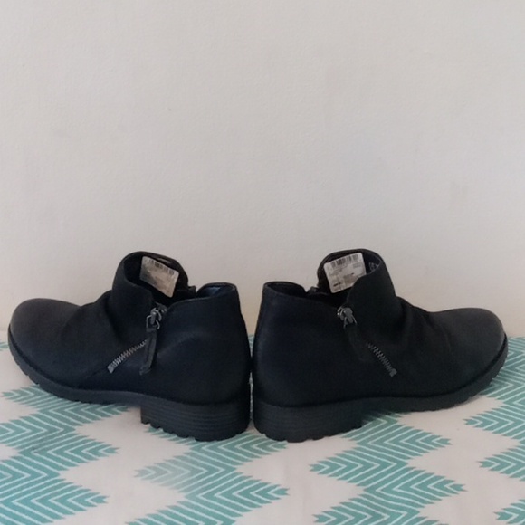 Clarks Black Nissini Cuir Noir Waterproof Brand New - Picture 3 of 5